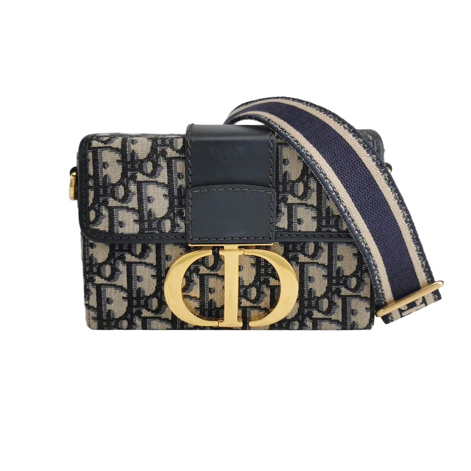 30montaigneobliquemonogram Canvas Cd