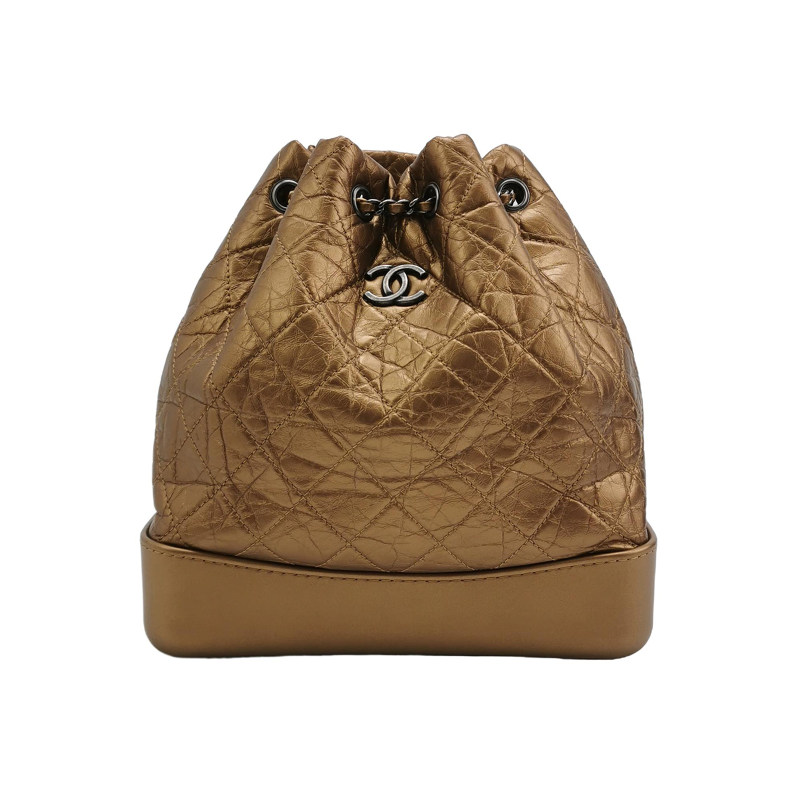 Chanel Gabrielle流浪包中号油蜡皮菱格绗缝双链条设计双肩包